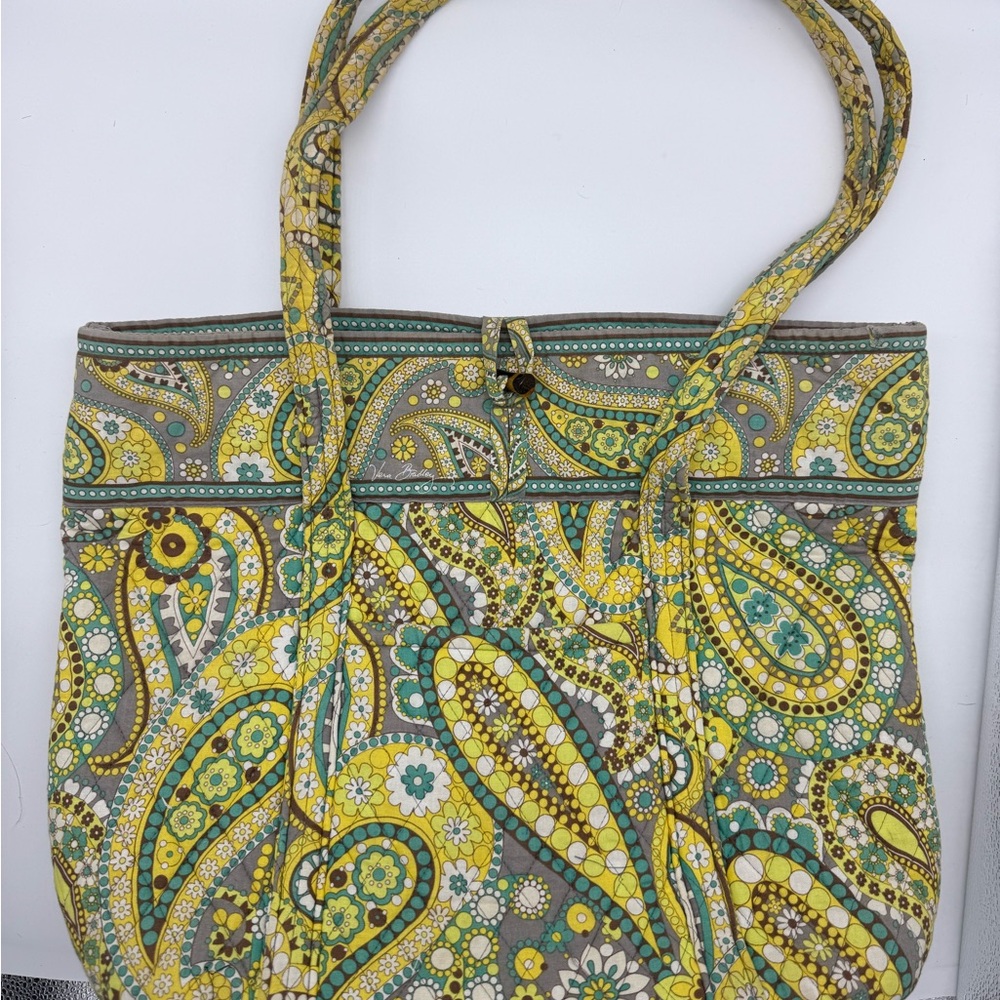 Vera Bradley, lemon parfait, expired pattern shoulder tote